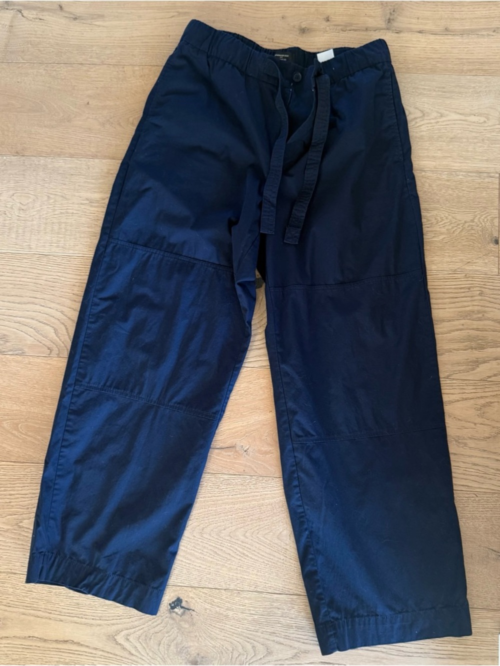 Banana Republic Women’s Navy pull on straight leg Pants